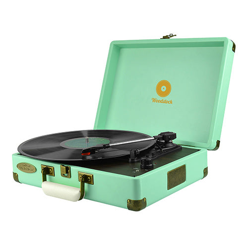 (LS)mbeatÂ® Woodstock Retro Turntable Player TIIFFANY BLUE Speakers: Built in 2 speaker Interface: Headphone jack, RCA audio out Product Weight: 2.7 kg